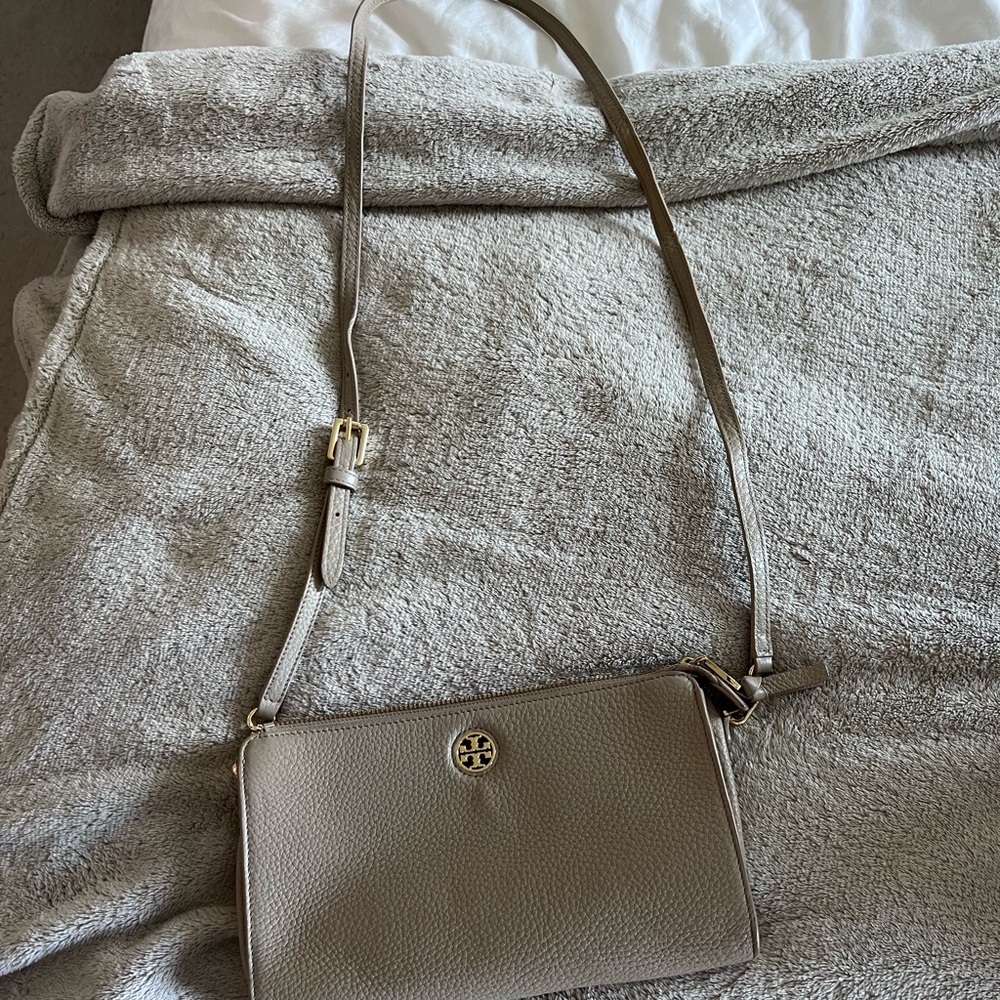 Tory Burch pebble crossbody bag
